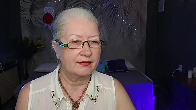 Maya Mayflower online show from March 9, 11:36 am