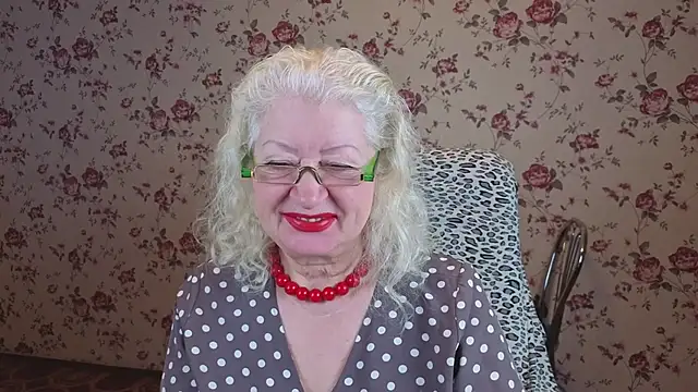 Maya Mayflower online show from November 16, 4:07 am