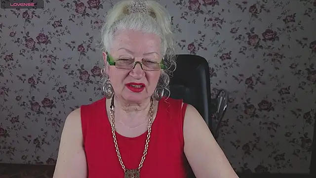 Maya Mayflower online show from May 3, 3:12 am
