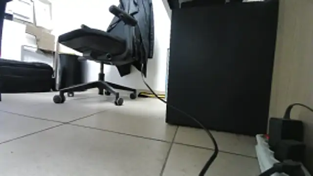 Snapshot of GM51-1988 chatting on October 27, 4:22 pm GM51-1988 online show from October 27, 4:22 pm