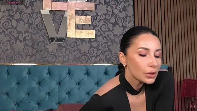 Snapshot of Vanessao1 chatting on May 25, 2:34 pm Vanessao1 online show from May 25, 2:34 pm
