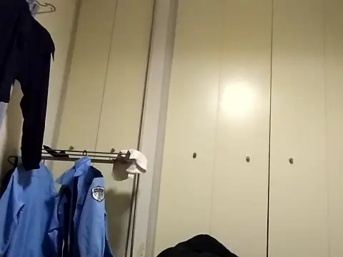 taaaaaa- online show from December 5, 12:36 pm