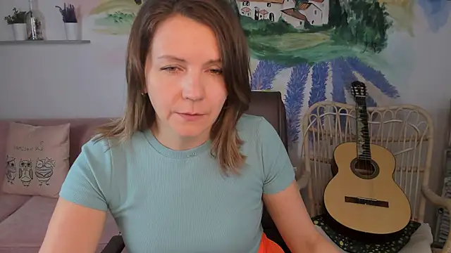 Snapshot of NicoleHitman chatting on March 3, 1:53 pm NicoleHitman online show from March 3, 1:53 pm