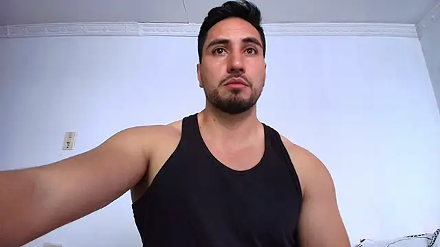 Snapshot of Kal_El_8 chatting on March 7, 9:06 pm Kal El 8 online show from March 7, 9:06 pm