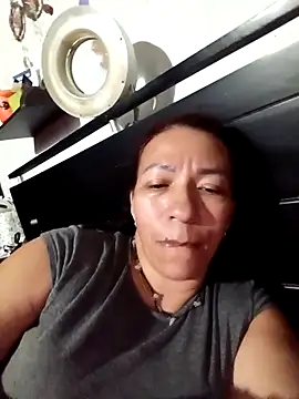 Snapshot of Antonela45 chatting on October 29, 1:52 am Antonela45 online show from October 29, 1:52 am