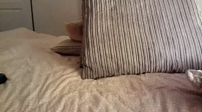 Snapshot of Enoch981 chatting on March 16, 8:21 pm Enoch981 online show from March 16, 8:21 pm