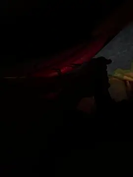 Snapshot of suckitmhmm chatting on November 5, 2:28 pm suckitmhmm online show from November 5, 2:28 pm