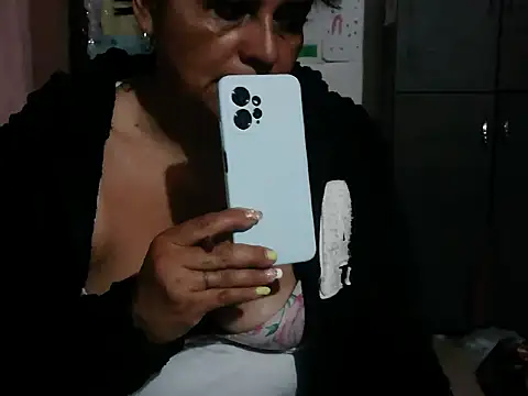BiancaSteel online show from July 2, 11:44 pm