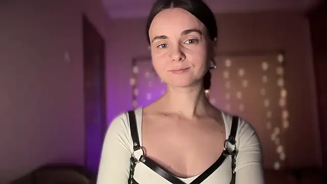 Snapshot of lanaloulou chatting on September 11, 10:54 pm lanaloulou online show from September 11, 10:54 pm