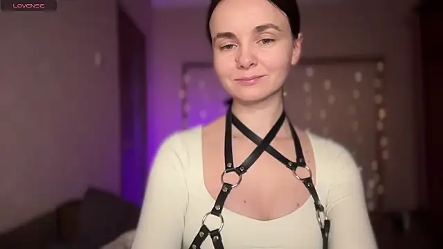 Snapshot of lanaloulou chatting on October 10, 11:26 pm lanaloulou online show from October 10, 11:26 pm