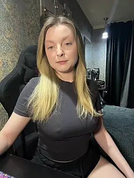 Snapshot of Lina_ly chatting on March 29, 1:44 pm Lina ly online show from March 29, 1:44 pm