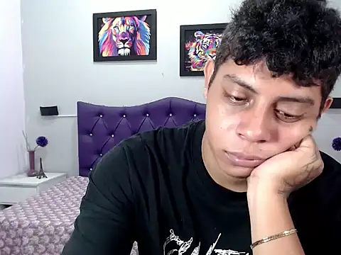 Snapshot of Alejandroo_22 chatting on October 2, 2:02 pm Alejandroo 22 online show from October 2, 2:02 pm