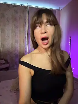 Mary Kiitty online show from December 20, 9:49 am