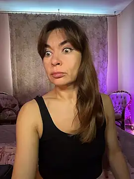 Mary Kiitty online show from January 7, 11:23 am