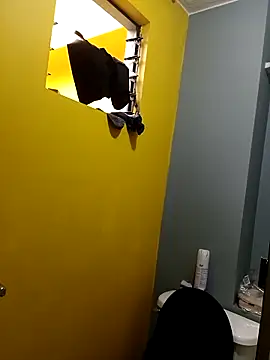 Snapshot of Ariana_Rodriguez chatting on October 24, 12:12 pm Ariana Rodriguez online show from October 24, 12:12 pm