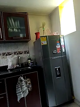 Ariana Rodriguez online show from February 14, 2:47 pm