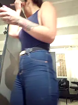 Isabella Varella online show from September 11, 12:49 pm