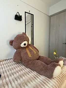 ZaraLuuv online show from March 9, 6:12 pm