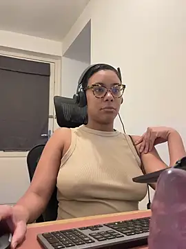 Melia Rayne online show from January 16, 11:14 am