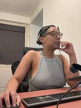 Melia Rayne online show from February 24, 10:46 am