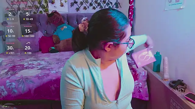 Anny  cute online show from October 22, 8:19 pm