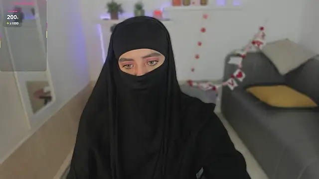 Snapshot of salma_arabicc chatting on September 19, 4:03 am salma arabicc online show from September 19, 4:03 am