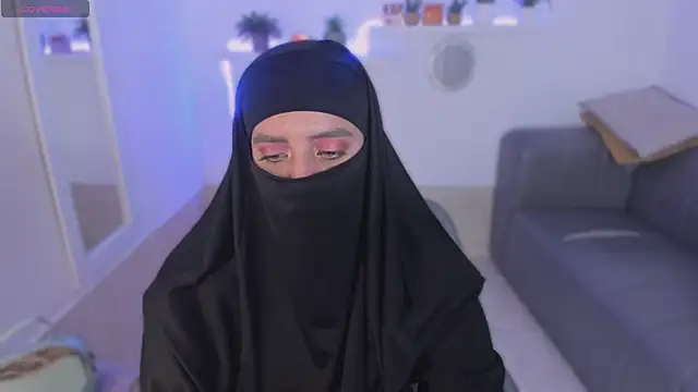 Snapshot of salma_arabicc chatting on October 9, 4:10 am salma arabicc online show from October 9, 4:10 am