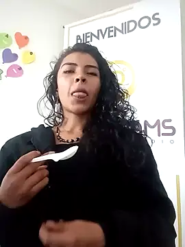 Snapshot of Devil_AliceXo chatting on March 18, 8:26 pm Devil AliceXo online show from March 18, 8:26 pm