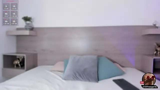 alison222  online show from March 5, 8:32 pm