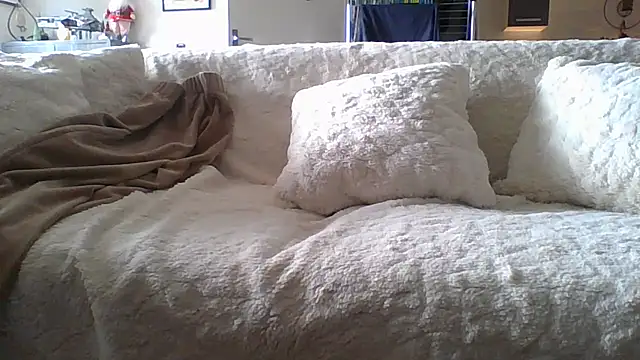 Valentinette online show from December 17, 12:55 pm