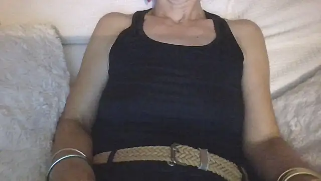 Valentinette online show from July 9, 9:30 pm