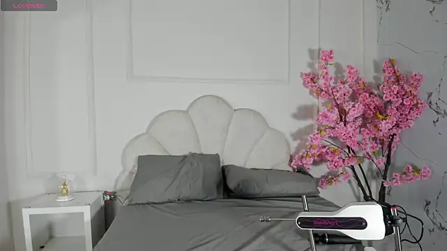 Candaceoweens online show from October 26, 3:45 am