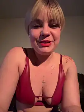 Biana Fernan online show from March 26, 10:04 pm