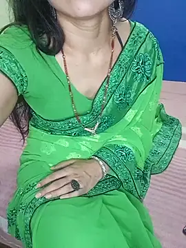 Cute-Zarina online show from October 20, 5:46 pm