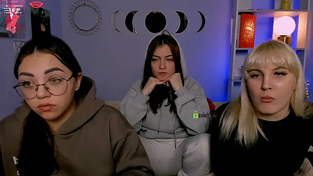 kiki swan online show from January 14, 9:04 am