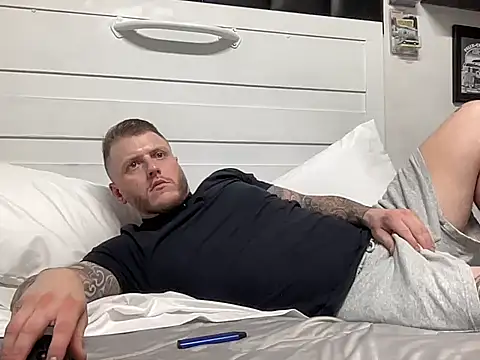 Snapshot of Thegreatwhitepipe chatting on September 25, 1:42 am Thegreatwhitepipe online show from September 25, 1:42 am