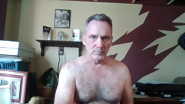 Snapshot of HunkofRock chatting on November 5, 6:41 pm HunkofRock online show from November 5, 6:41 pm