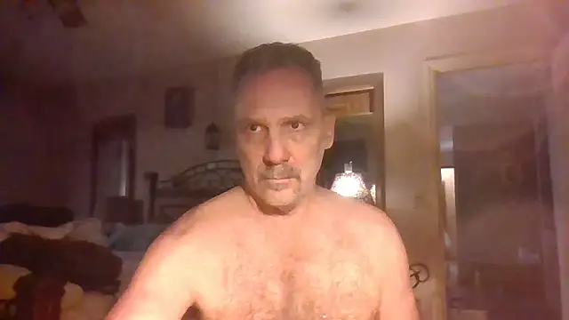 Snapshot of HunkofRock chatting on November 13, 1:10 pm HunkofRock online show from November 13, 1:10 pm