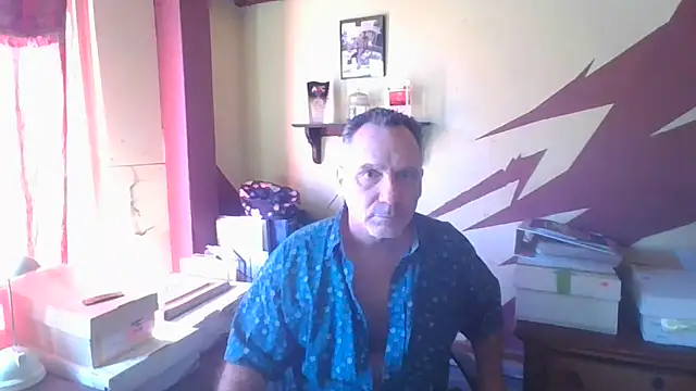 Snapshot of HunkofRock chatting on February 16, 5:20 pm HunkofRock online show from February 16, 5:20 pm