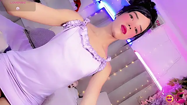 Nina Keyli online show from June 9, 9:04 pm