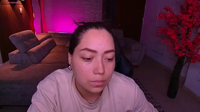 heidy johns online show from April 25, 3:09 am