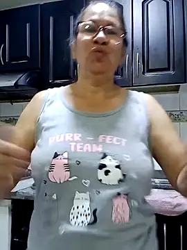 victoria wayne online show from October 11, 10:14 am