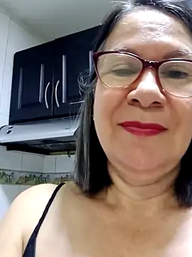 victoria wayne online show from October 15, 10:15 am