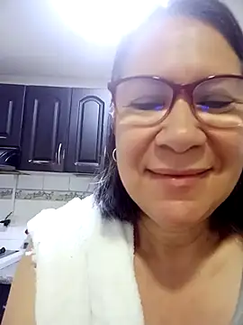 victoria wayne online show from April 25, 9:34 am