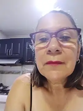 Snapshot of victoria_wayne chatting on June 10, 10:25 am victoria wayne online show from June 10, 10:25 am
