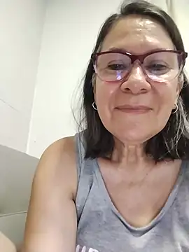 Snapshot of victoria_wayne chatting on June 12, 9:41 am victoria wayne online show from June 12, 9:41 am