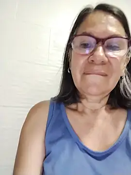 Snapshot of victoria_wayne chatting on June 13, 9:07 am victoria wayne online show from June 13, 9:07 am