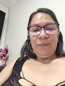 Snapshot of victoria_wayne chatting on June 19, 9:13 am victoria wayne online show from June 19, 9:13 am