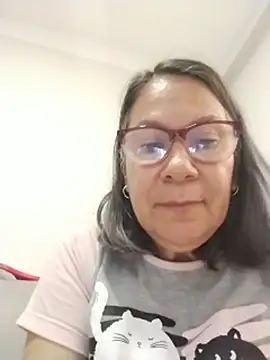 Snapshot of victoria_wayne chatting on June 27, 12:22 pm victoria wayne online show from June 27, 12:22 pm