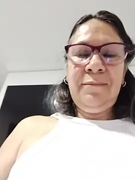 Snapshot of victoria_wayne chatting on July 10, 8:40 am victoria wayne online show from July 10, 8:40 am